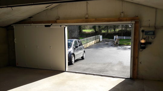 Porte de garage automatisée Saint Brieuc